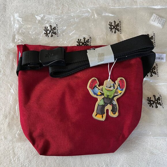 NWT vintage Crumpler Quarfie messenger bag in red - Picture 3 of 7